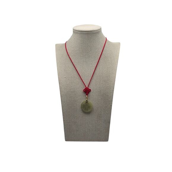 Vintage Chinese Faux Jade Medallion Pendant Necklace with Red Cord - Picture 5 of 6